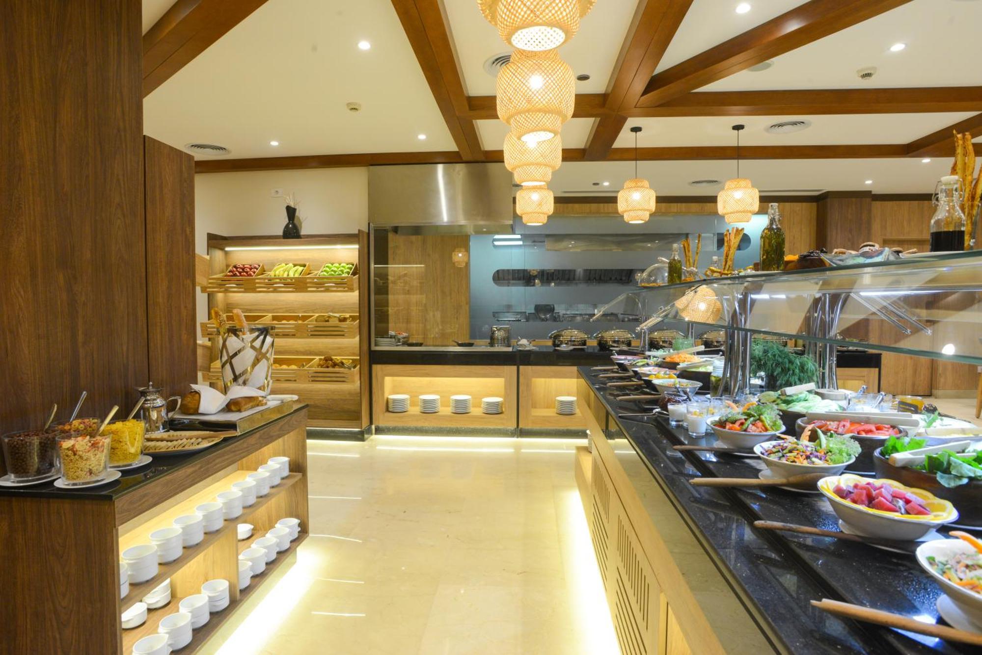 Novotel Cairo El Borg 4*