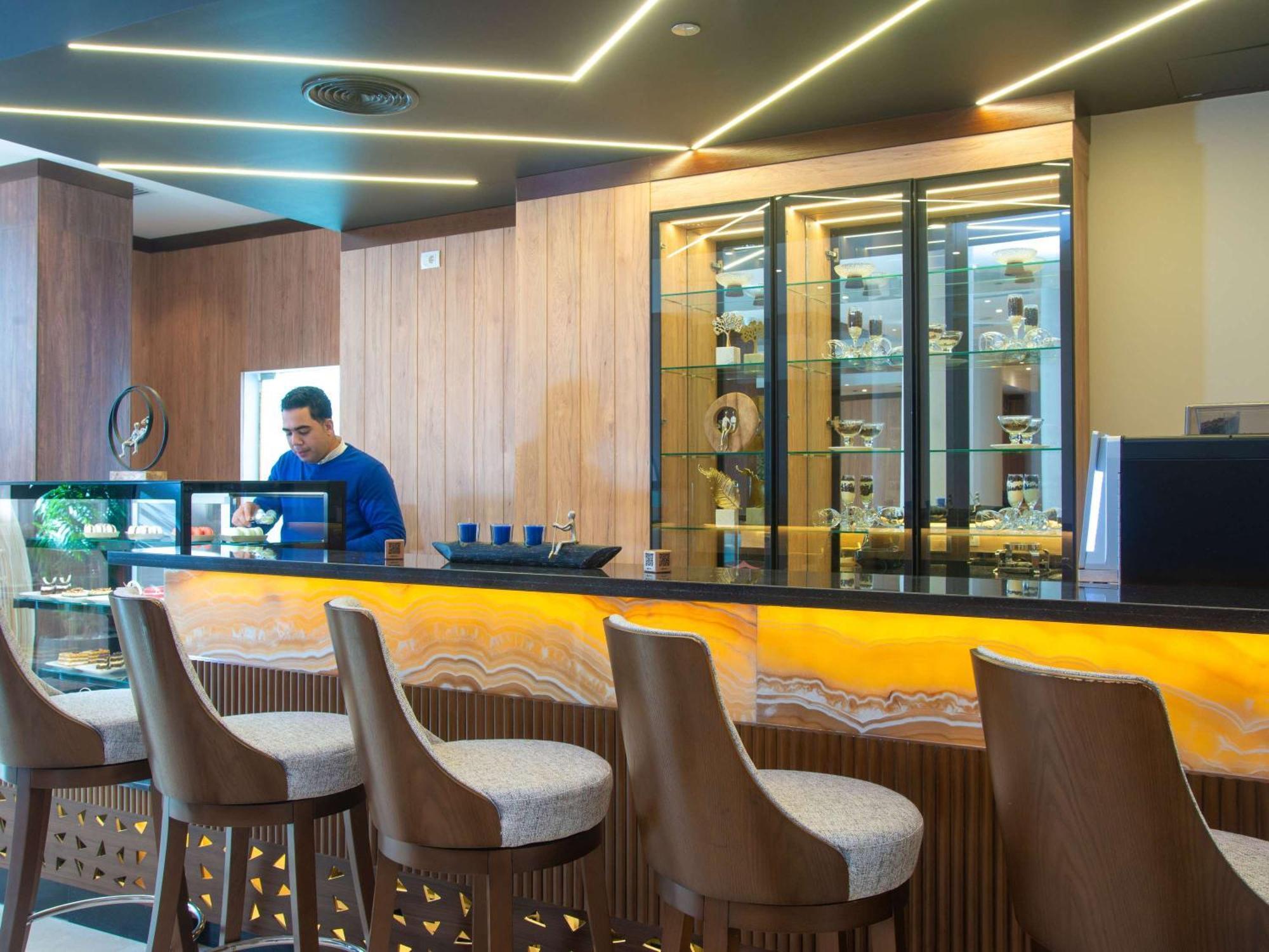 Готель Novotel El Borg 4*